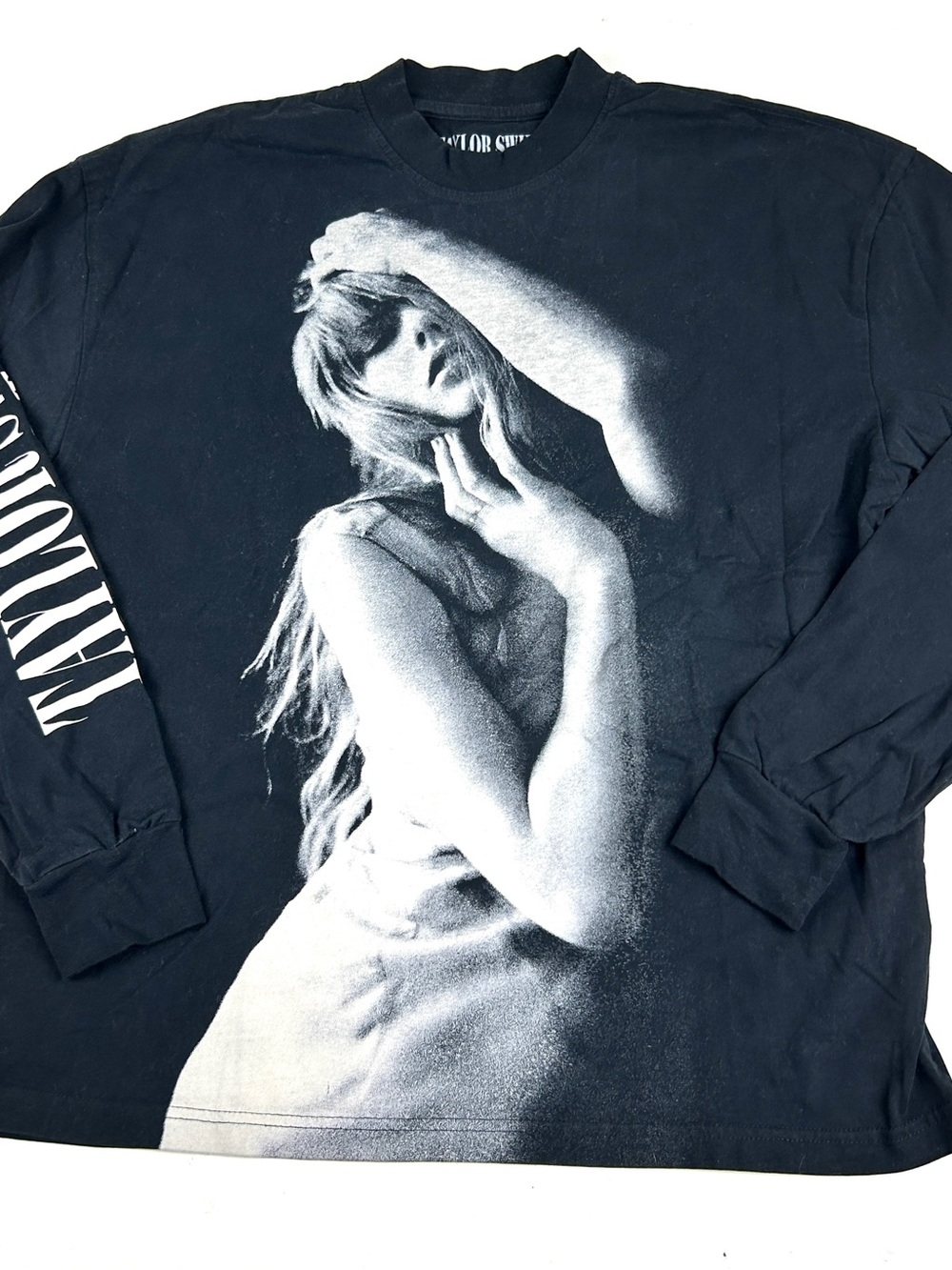 Taylor Swift T-Shirt Sz Small The Eras Tour Tee Music Merch Swifties Black L/S.